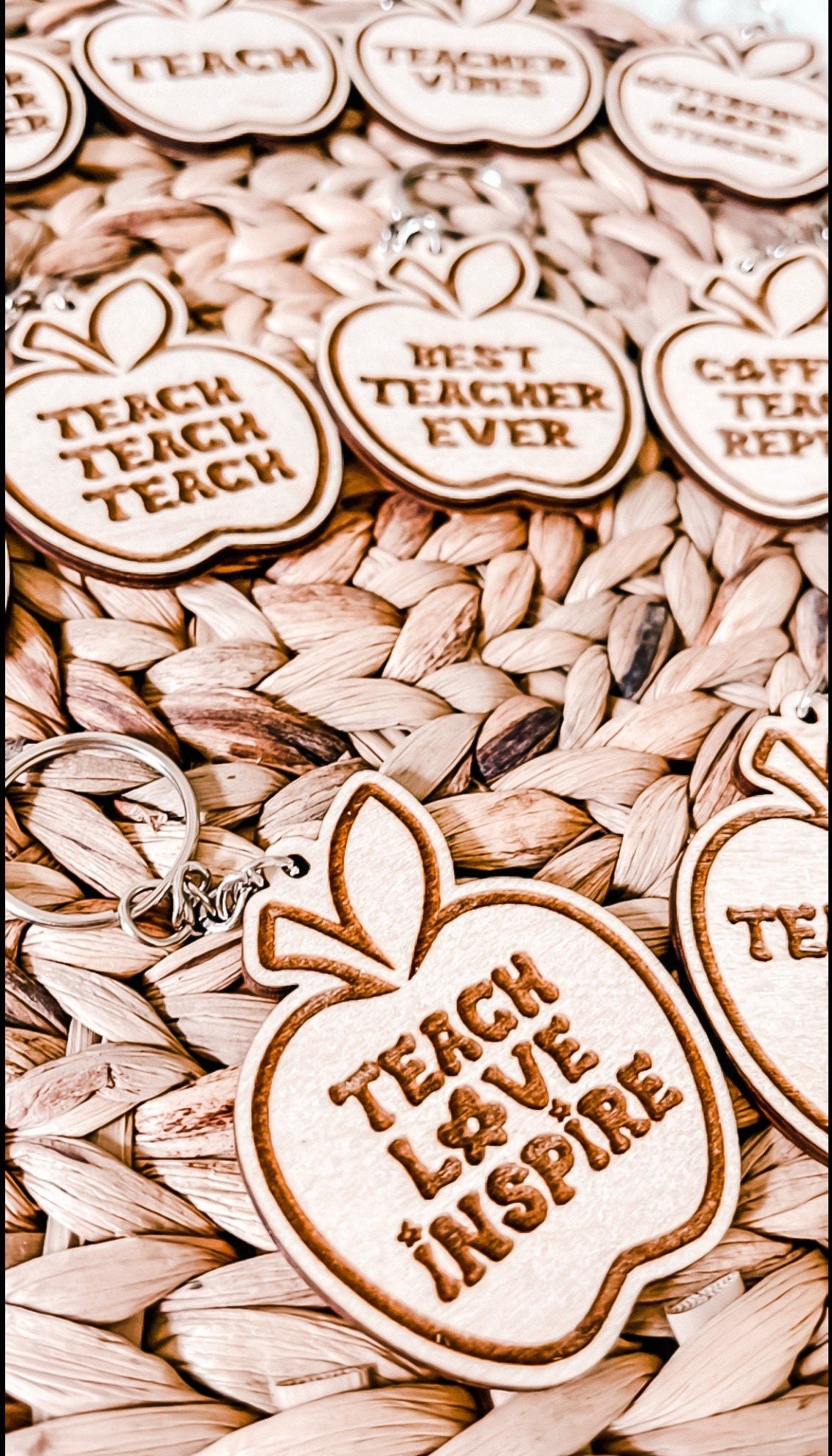 11 Designs Of Apple Teacher Gift Keychains, Cute Gifts for Teacher Appreciation Days, Wooden Engraved Keychains
